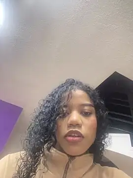 arianna roxe online show from 6, 3, 2026