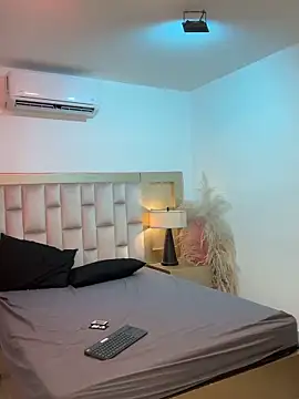 Snapshot of lucaaray chatting on 3, 3, 2026 lucaaray online show from 3, 3, 2026