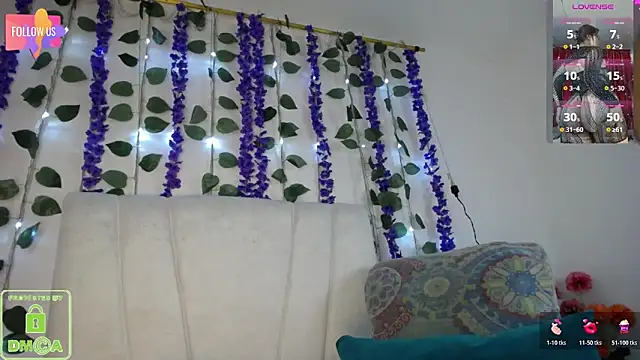 Mia Duque1999 online show from 16, 4, 2026