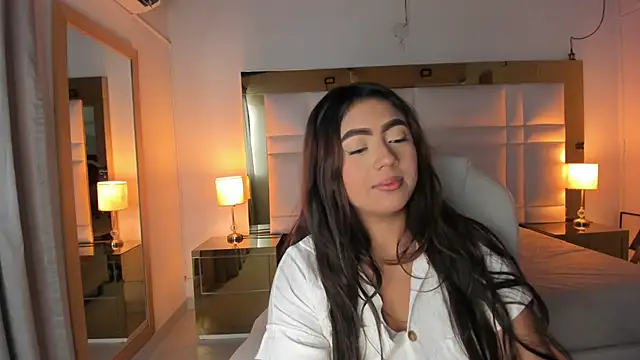 Zoei Moon online show from 3, 2, 2026