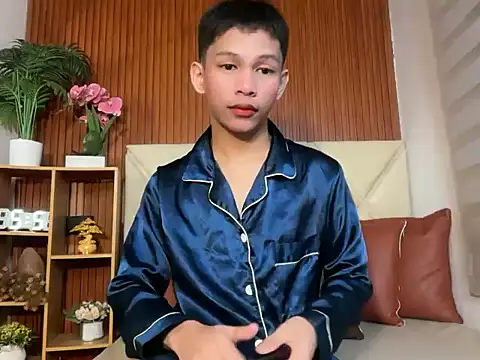 Snapshot of TheBoyAboveYou chatting on 23, 2, 2026 TheBoyAboveYou online show from 23, 2, 2026