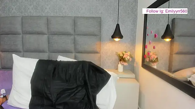 emilyy r online show from 8, 3, 2026