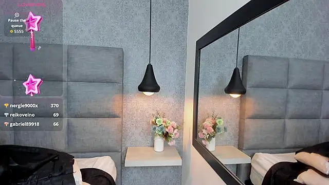 emilyy r online show from 13, 12, 2025