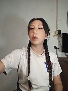 Snapshot of Cristal_azul777 chatting on 1, 7, 2026 Cristal azul777 online show from 1, 7, 2026