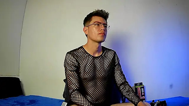 nicolatinboy online show from 7, 2, 2026