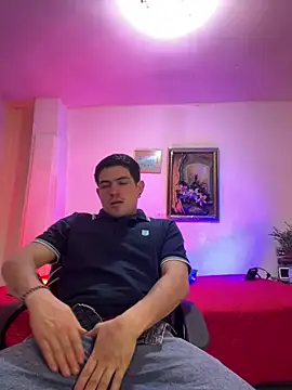 Snapshot of williamsmiiths16 chatting on 25, 2, 2026 williamsmiiths16 online show from 25, 2, 2026