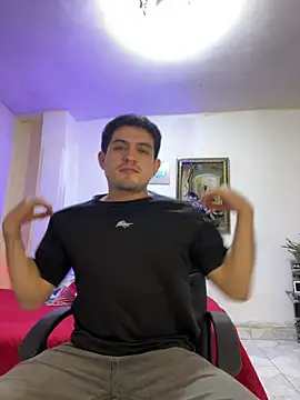 Snapshot of williamsmiiths16 chatting on 27, 2, 2026 williamsmiiths16 online show from 27, 2, 2026