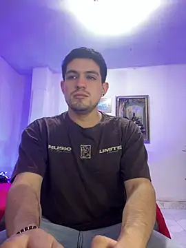 Snapshot of williamsmiiths16 chatting on 19, 2, 2026 williamsmiiths16 online show from 19, 2, 2026