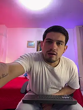 williamsmiiths16 online show from 25, 3, 2026