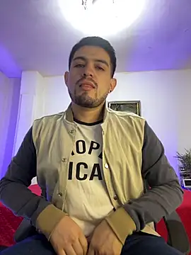 Snapshot of williamsmiiths16 chatting on 9, 2, 2026 williamsmiiths16 online show from 9, 2, 2026