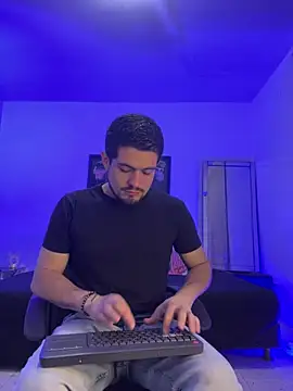 williamsmiiths16 online show from 30, 5, 2026