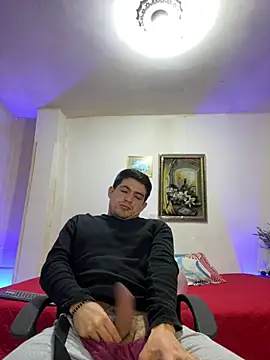 Snapshot of williamsmiiths16 chatting on 3, 2, 2026 williamsmiiths16 online show from 3, 2, 2026