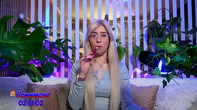 FlowweerGirl online show from 9, 2, 2026