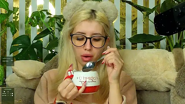 FlowweerGirl online show from 14, 1, 2026