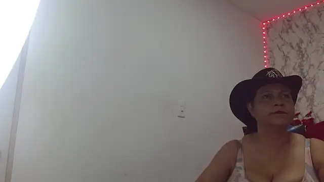 Danna LaNegra online show from 16, 12, 2025