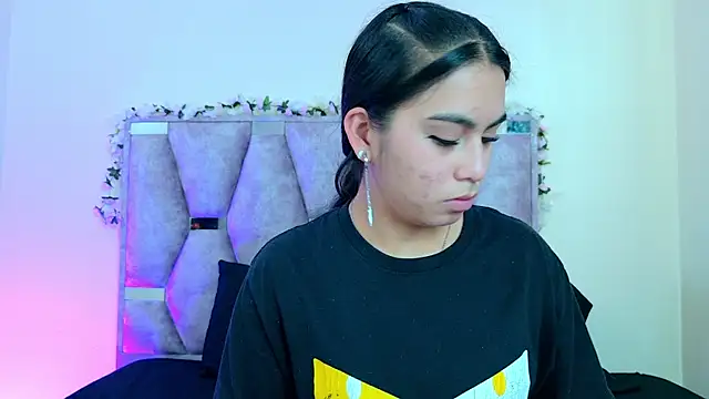 iris and damian online show from 7, 4, 2026