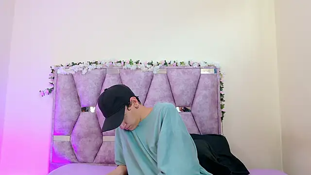 iris and damian online show from 28, 2, 2026