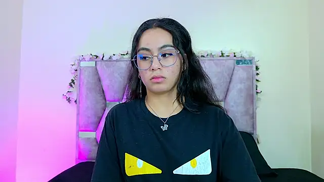 iris and damian online show from 19, 4, 2026