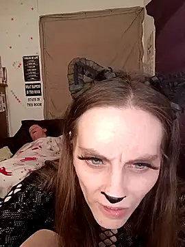 snowbird1117 online show from 16, 2, 2026