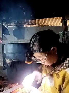 ava-dellght online show from 9, 2, 2026