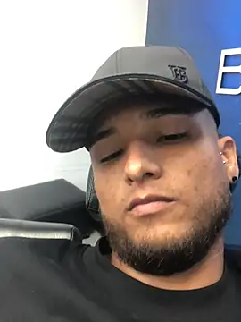 modeloxtz online show from 22, 3, 2026