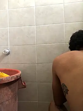 modeloxtz online show from 12, 1, 2026