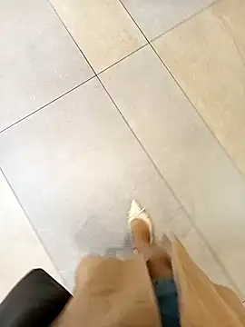 Snapshot of Baby-Linh chatting on 6, 2, 2026 Baby-Linh online show from 6, 2, 2026