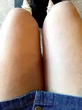 Baby-Linh online show from 13, 1, 2026