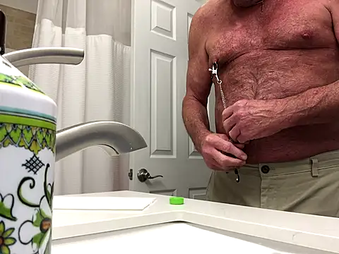 Toothpic1 online show from 18, 12, 2025