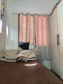 voganmarie online show from 3, 3, 2026