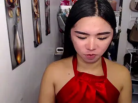 Snapshot of voganmarie chatting on 7, 7, 2026 voganmarie online show from 7, 7, 2026