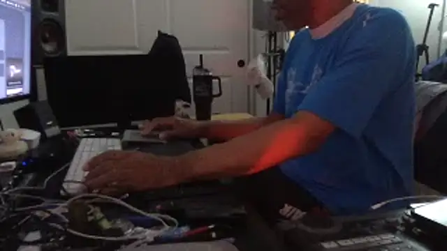 daddyleftcurve online show from 3, 12, 2025