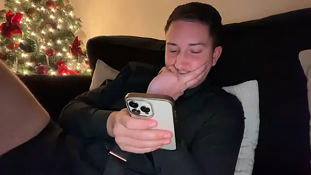 Snapshot of dirtyanal23 chatting on 16, 12, 2025 dirtyanal23 online show from 16, 12, 2025