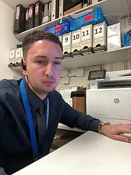 Snapshot of dirtyanal23 chatting on 16, 12, 2025 dirtyanal23 online show from 16, 12, 2025