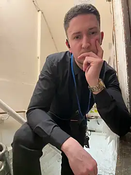 dirtyanal23 online show from 3, 3, 2026