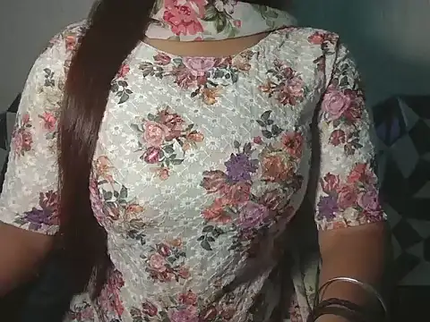 Hotty Suzuka online show from 6, 5, 2026