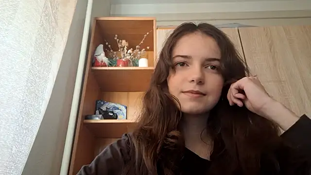 KellyKelik online show from 4, 2, 2026