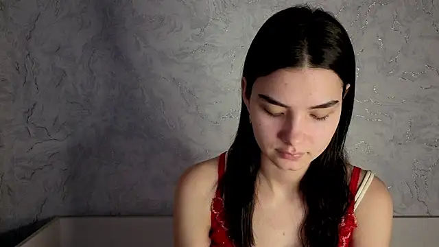 Laura Sunday online show from 27, 2, 2026