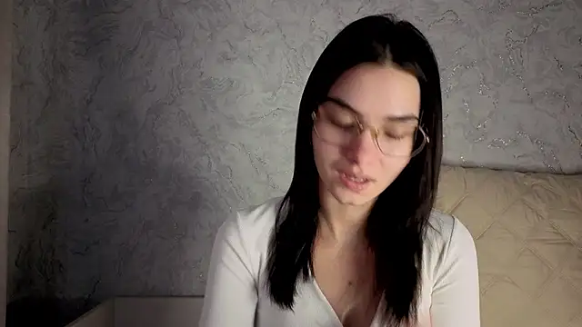 Laura Sunday online show from 28, 2, 2026