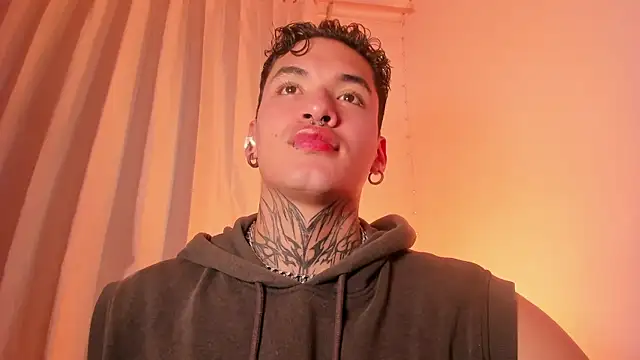 AlecBanne online show from 15, 12, 2025