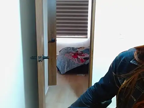 Snapshot of Ammy_pearsn chatting on 18, 12, 2025 Ammy pearsn online show from 18, 12, 2025