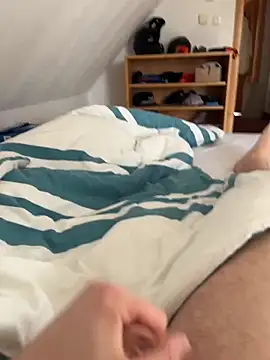 hannes256102 online show from 4, 4, 2026