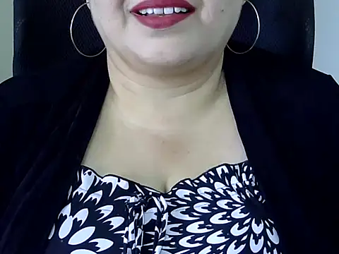 Snapshot of Soniya_Sha chatting on 2, 6, 2026 Soniya Sha online show from 2, 6, 2026