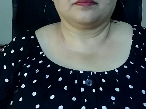Snapshot of Soniya_Sha chatting on 17, 5, 2026 Soniya Sha online show from 17, 5, 2026