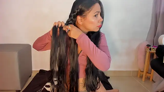 Nanny 11 online show from 12, 4, 2026