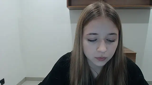 SweetBellaa  online show from 12, 1, 2026