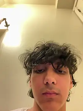 Snapshot of aurelius6975 chatting on 21, 3, 2026 aurelius6975 online show from 21, 3, 2026