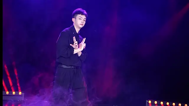 Snapshot of BOYgayHouse- chatting on 4, 12, 2025 BOYgayHouse- online show from 4, 12, 2025