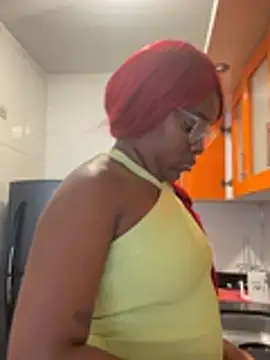 nathaly evans  online show from 28, 7, 2026