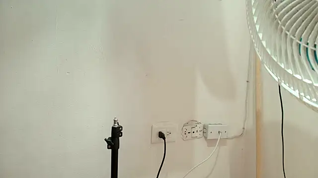 Elizabetth Roman online show from 15, 2, 2026